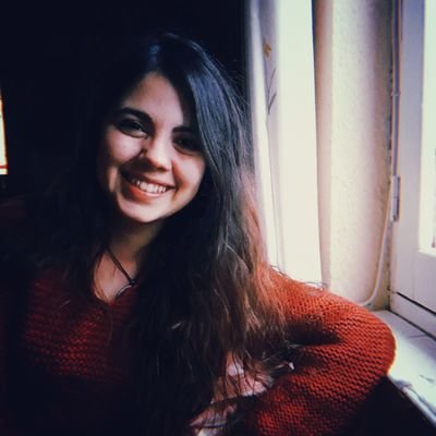 Traductora FR, EN - ES.
Vivo porque bailo.
De León, con medio corazón en Salamanca.