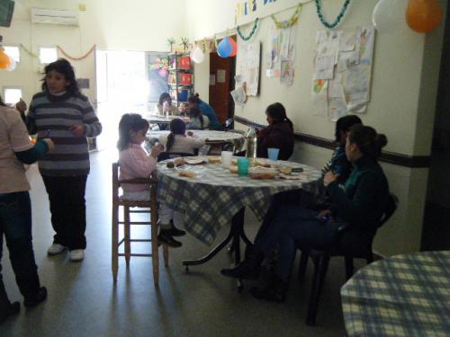 casitadlsmadres's profile picture. casadelasmadres@gmail.com
Salta 4191 - Esq. Mosconi
0342-4505900 int 363-232-104