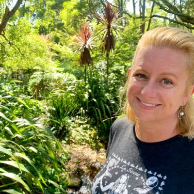 missjesaat's profile picture. I'm a self employed, single mom who loves NKOTB, dogs, and helping people!