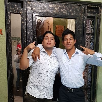 Chico de 25 años, adicto al fitness y estilo de vida sano 😎💪🏽, honesto y sincero; muy directo y cuando trueno tiro con todo!!! 🗣😈😁👊🏽