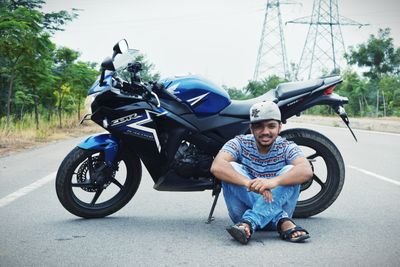 eshwar_suri's profile picture.