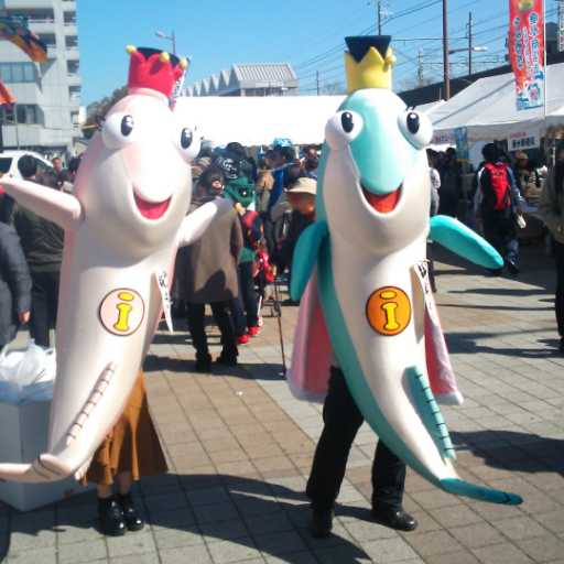 明石海峡付近で生息してます。  兵庫・神戸関連やレトロもの、散歩の画像、その他興味を感じたもの( #銭湯 #カレー ＃喫茶店 #商店街 ＃三国志 and etc.)を投稿しています。ライトなBsファンです。