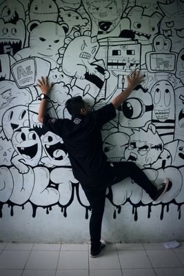 DigantaraTtd's profile picture. Penikmat hidup