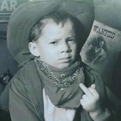 tcttchada's profile picture. ต่อให้เค้าจะทำร้ายเราแค่ไหน เราก็เลือกที่จะไม่ทำร้ายเค้า🙂