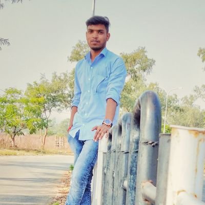 Abhishe42537828's profile picture. .....