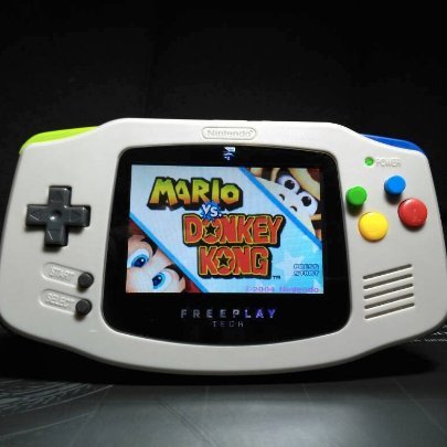 Gallivanter Games is a company that build to order the Retro Pie Game Boy Advance https://t.co/IO9BOsVZJr