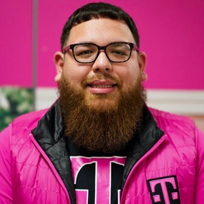 Father, Husband, T-Mobile Retail Associate Manager. 🌎🏀🏈🏆🎮