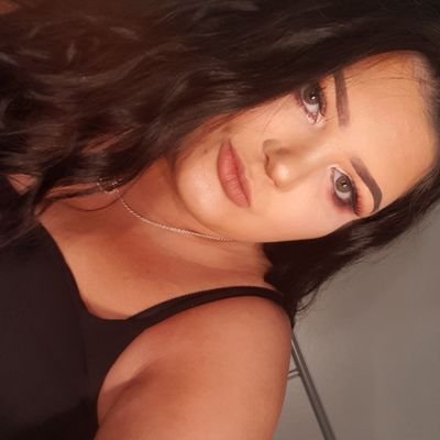 leahcoates1799's profile picture. 19 year old beauty vlogger from Newcastle🌉
Work hard play hard 🏖
Ask me about the time I died👻