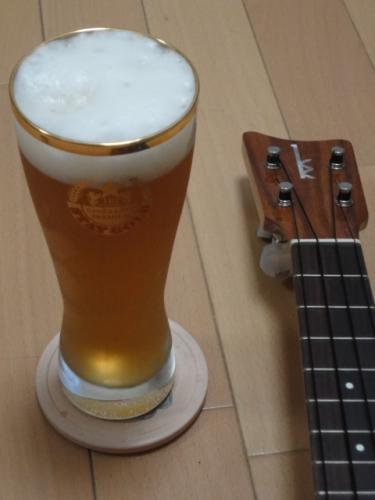 ビールのブログやってます。ブログは家飲みビールが中心、たまにウクレレも。娘、息子と相方の4人で楽しく暮らしてます。興味のあるのはビール、ウクレレ、スポーツ、育児。
