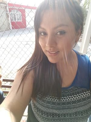 EsmeEspino1's profile picture. love my life!