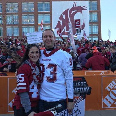 Sports enthusiast 🏈 K9 lover🐾 Baking aficionado🎂 Admirer of PNW🌲 Social media manager for @portofseattle & @flySEA. #GoCougs Tweets=my own opinion.