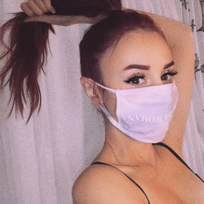 carholanne_'s profile picture. kind of a game designer but not really (she/her)