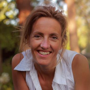 littlehumbugs's profile picture. Founder of Let's Go Outside Revolution. Children's Author & Illustrator & Natural Teacher Passionate about reconnecting children with nature. Mother of 3.