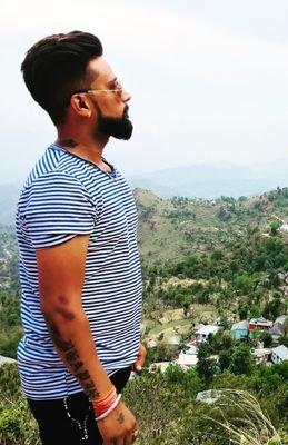 BhapiDogra's profile picture. 