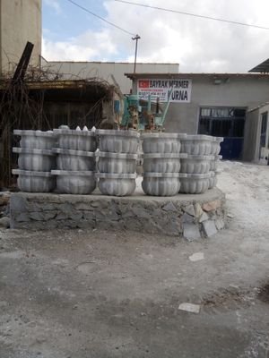 BayrakMermer Afyonİscehisar ilçesinde mermertorna dekarsyon işleri yapıyorum Hamamkurnası camioturağı lavobo çiçeksaksı pureje işleri istenilen ölçü ve rengde
