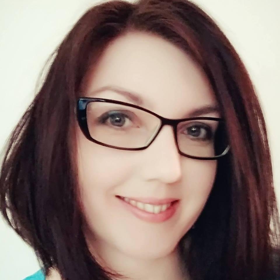 EvitaaE's profile picture. Dziennikarka, specjalistka ds. promocji, blogerka, feministka.