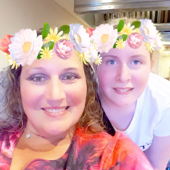 nostalgicnp's profile picture. I'm a nurse! People & cultures fascinate me. I love JESUS, books, Elvis, Country music & 80's Hits, Romantic Comedies & Sci-Fi. I LOVE GOD, my FAMILY & Country!