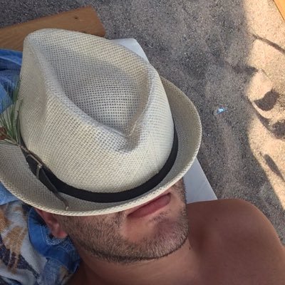 NiKoLiC_DrAgAn_'s profile picture. Nesudjeni šumar, radim za kladžu...Pilotiram dronom u slobodno vreme.