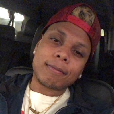 itzpb_'s profile picture. My Twitter. My Thoughts. My feelings. F*ck what you think!