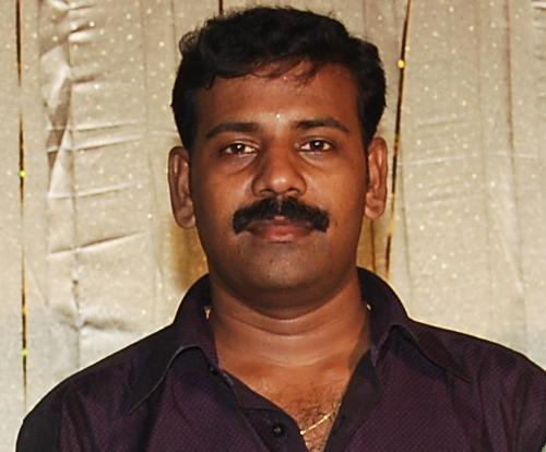 zenthil's profile picture. 