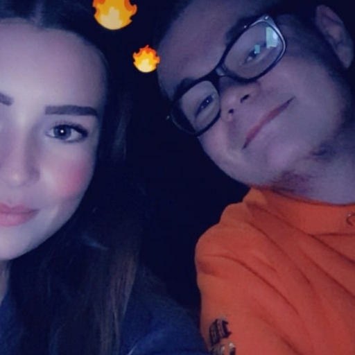 EctoSama's profile picture. Stay spicy.                                      👀 .                                                                                           🏳️‍🌈