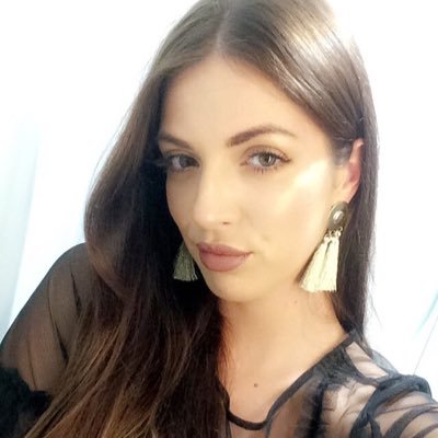 _charstansfield's profile picture. 