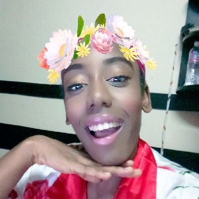 Negress ✨🤎💎🤎✨|
Autodidact🎓🙇🏽♀💡📚💡🙇🏽♀🎓|
Blatholic ✝⛪📿🇻🇦📿⛪✝|
African 🌍🇳🇬🇰🇪🌍|
Student of life 🧠🫀👩🏽🦱🫀🧠|
Each one, teach one 🗣