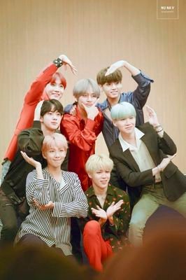 BTS_MOMMY77's profile picture. 산을 넘으면 파라다이스