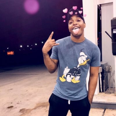 Vaughn_Dino's profile picture. 🗣🗣kiss me thru the phone. 📱SC:Idance92. 📸Insta:Himboujiee.  🧸🎈🧸     Cashapp:$Dominique1292
