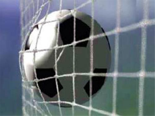 bateprogolporra's profile picture. Vaaaaaai! Pra cima deles. Isso, abre na ponta, boa, boa, vai fecha no meio, isso cruza, mata, é só fazer, é só fazer. BATE PRO GOOOOOOOOOOOL POORRRAAAA!