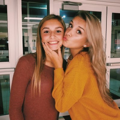 oliviay2460's profile picture. 