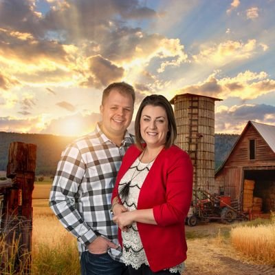 Father of 4 beautiful children, selling farms & rural properties for 25 yrs, raising & grazing beef cattle... I get to do it all with my partner in crime Kate!