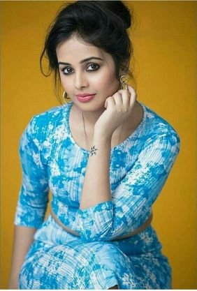 स्वतंत्र विचार लेखिका ज़माने के जज़्बात में , अपनी बात ढूंढती हूँ ! फॉलोबैक के लिए 💯%फॉलो करें