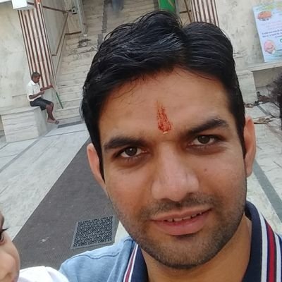 andy_y2j's profile picture. 