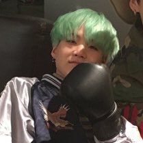 jimin__pabo's profile picture. Я собираю осколки себя, что блистают при лунном свете.