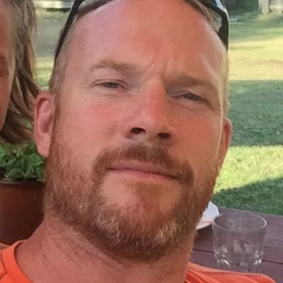 Jesper Tornebjer - Rektor för Skarpnäcks skola (Sthlm stad) Det som twittras är privat, mest trevliga upplevelser - och en aning funderingar över skolsverige.