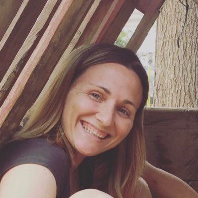 tania_espinada's profile picture. MEF a l'escola La Maquinista. Mestra i mare. L'aprenentatge constant com a repte de vida. Del meu estimat barri, el Bon Pastor