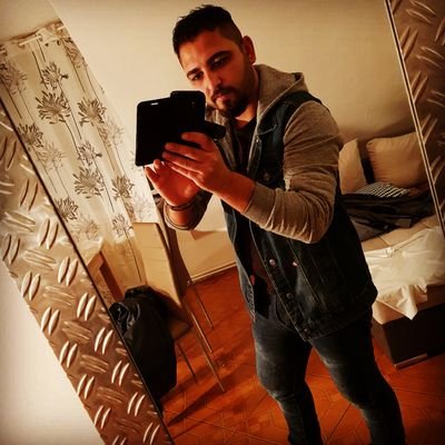 boultzis's profile picture. 