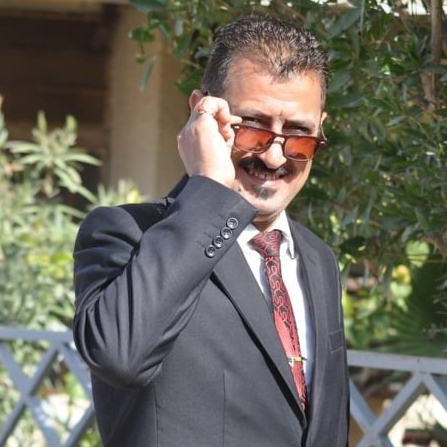 شاعر - عضو اتحاد ادباء العراق- الفائز بجائزة الطيب صالح العالمية للابداع الكتابي بدورته الخامسة 2015 عن ثاني افضل مجموعة شعرية