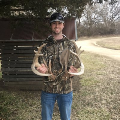 DDean_15's profile picture. SEK⚡️Lineman ⚡️