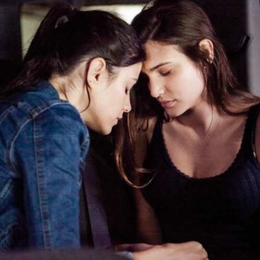 Just 2 fans of #Juliantina (🇦🇷🇺🇸) who figured we’d put our obsession to good use 😉 Translation requests? DM us ❤️