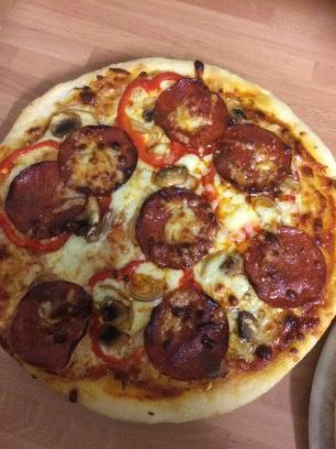 FatknackersC's profile picture. Life from outside the box.
Ridley Scott's former milkman, stalked by Chris Rea, Bob Mortimers Tollesby co-resident and binman to Iron Maiden.