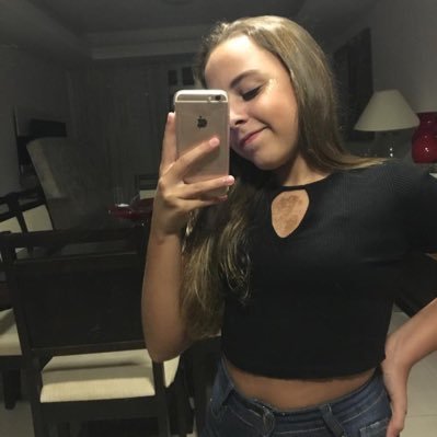 anactmagliano's profile picture. stay with me ✨