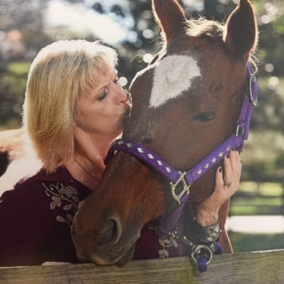 Mom, wife, Therapist, author,animal lover, follow horse racing, love Kentucky, Mississippi State bulldog, TB mom/ adopter, baseball fan #goredsox