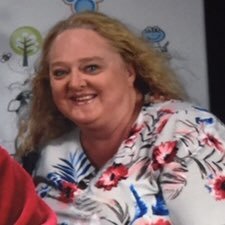 kyliedbee's profile picture. 