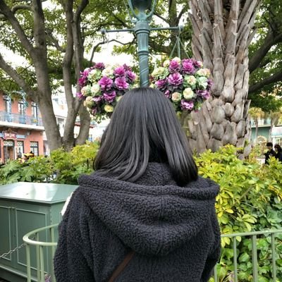 YweCfn's profile picture. 03 ライブの日は無料配布とか出来たらいいな