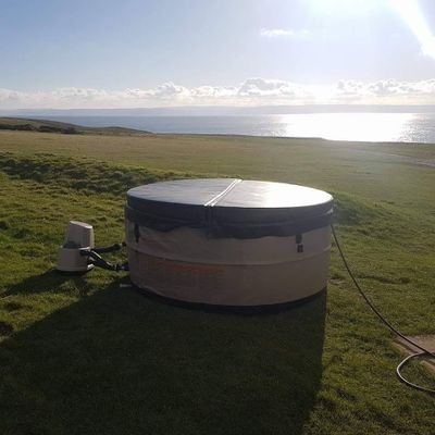 Hot tubs Ideal for partys now doing a monday to friday hot tub hire for just £100 .Hire a Hot tub for your Party £140 a weekend ,£100 a day or £180 plusdelivery