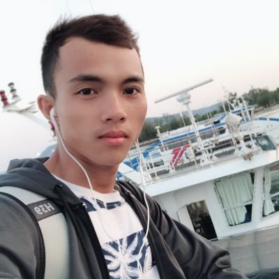 nguyenvit930wt's profile picture. are looking forward to making friends from all over the world,,,,