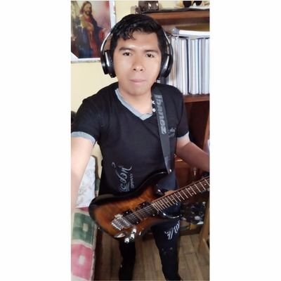 la música es una virtud ...y la arquitecta e ingeniería una combinación mutua ..