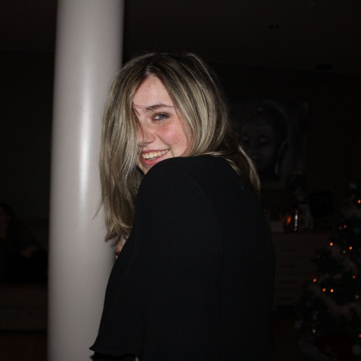 elise_geldof's profile picture. 